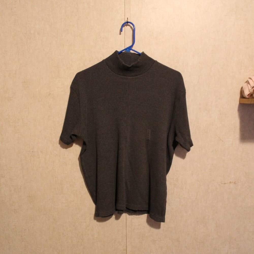 Retro Eddie Bauer Short Sleeve Turtleneck
